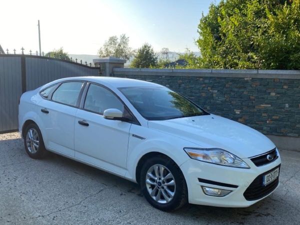 Ford Mondeo Hatchback, Diesel, 2013, White