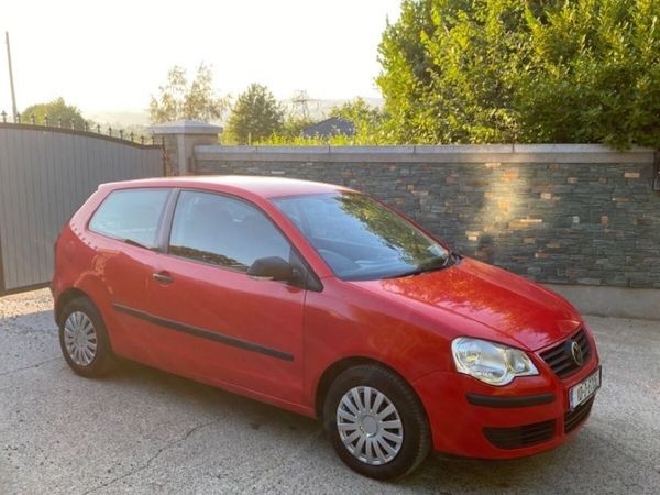 Volkswagen Polo Hatchback, Petrol, 2010, Red