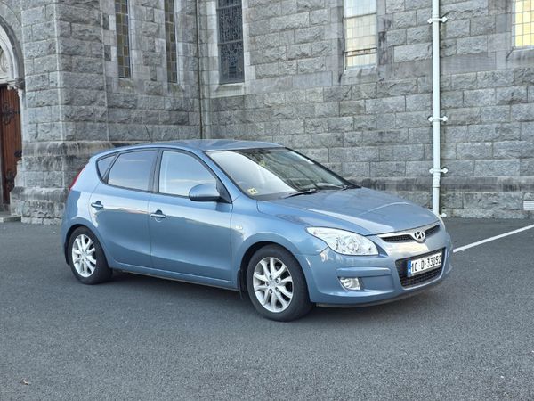 Hyundai i30 Hatchback, Diesel, 2010, Blue