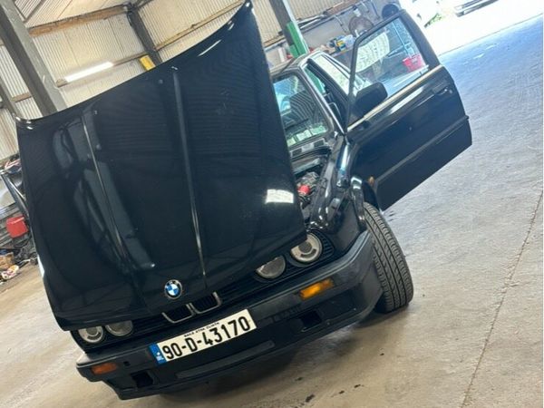 BMW Other Saloon, Petrol, 1990, Black