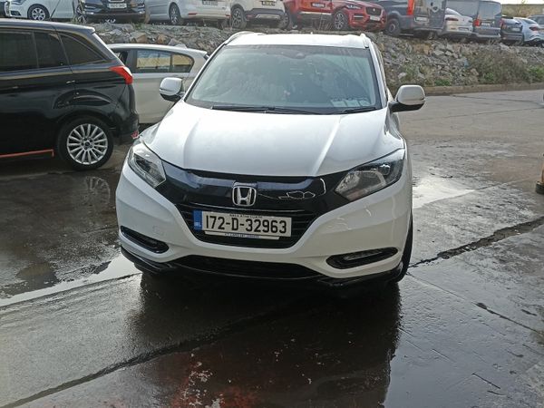 Honda Vezel MPV, Petrol Hybrid, 2017, White