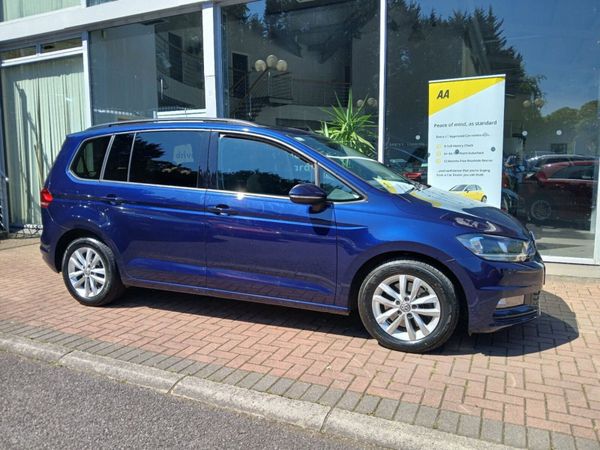 Volkswagen Touran MPV, Diesel, 2019, Blue