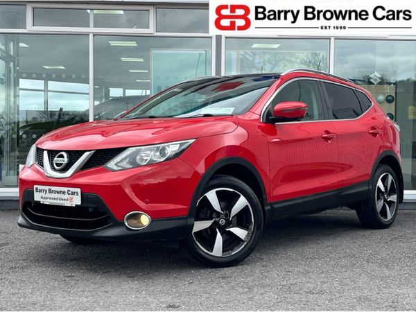Nissan Qashqai MPV, Diesel, 2017, Red