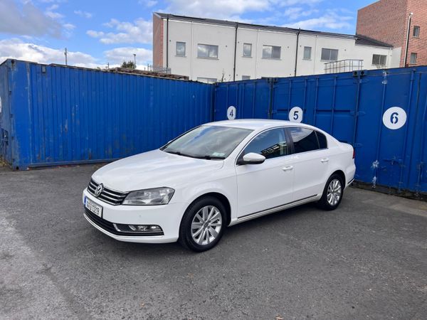 Volkswagen Passat Saloon, Diesel, 2014, White