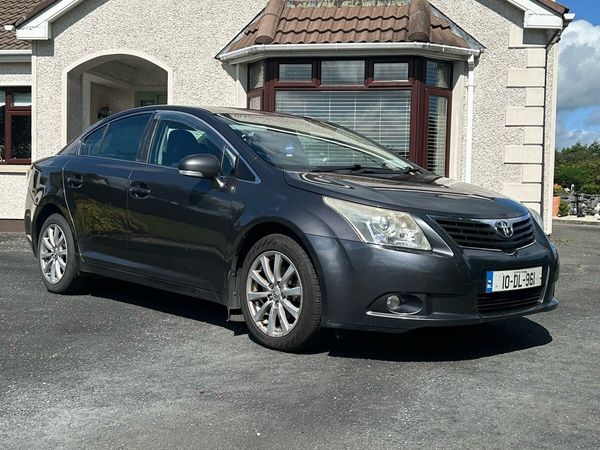 Toyota Avensis Saloon, Diesel, 2010, Grey