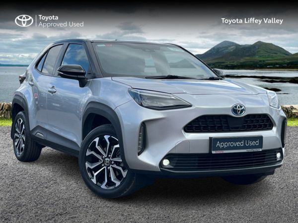 Toyota Yaris Hatchback, Petrol Hybrid, 2022, Grey