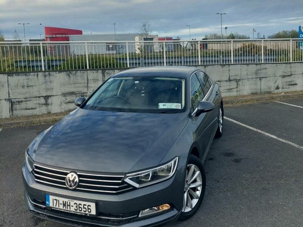 Volkswagen Passat Saloon, Diesel, 2017, Grey