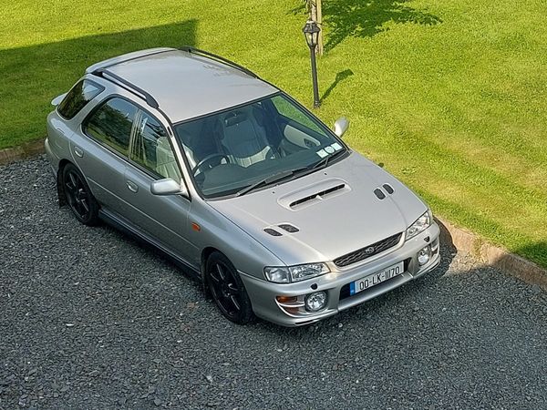 Subaru Impreza Estate, Petrol, 2000, Silver