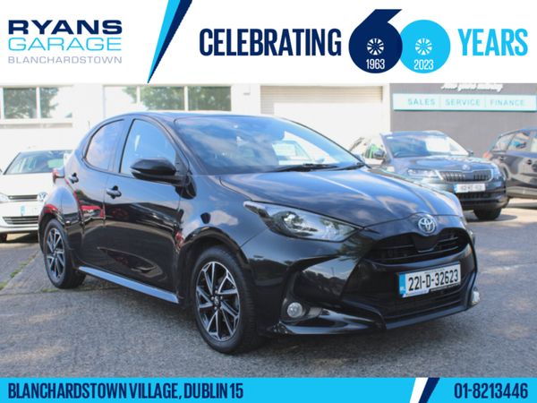 Toyota Yaris Hatchback, Petrol, 2022, Black
