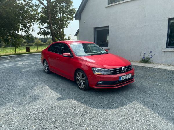Volkswagen Jetta Saloon, Diesel, 2017, Red