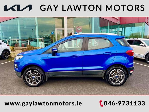 Ford EcoSport Hatchback, Petrol, 2016, Blue