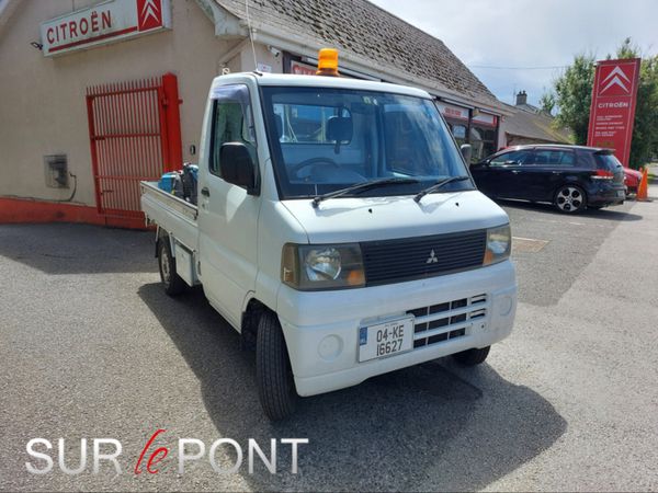 Mitsubishi Other Pick Up, Petrol, 2004, White