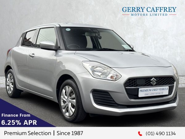Suzuki Swift Hatchback, Petrol, 2019, Silver