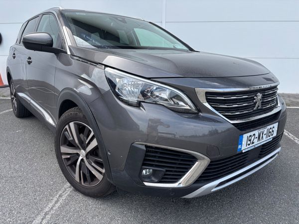 Peugeot 5008 MPV, Petrol, 2019, Grey