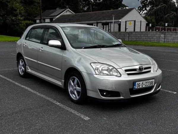 Toyota Corolla Hatchback, Diesel, 2006, Silver
