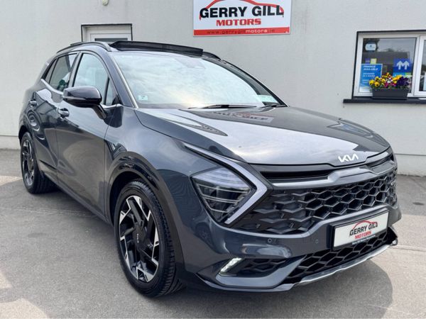 Kia Sportage MPV, Diesel, 2022, Grey