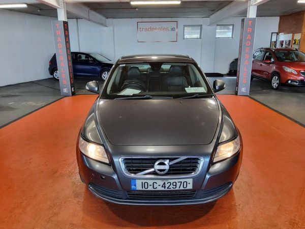 Volvo S40 Saloon, Diesel, 2010, Grey