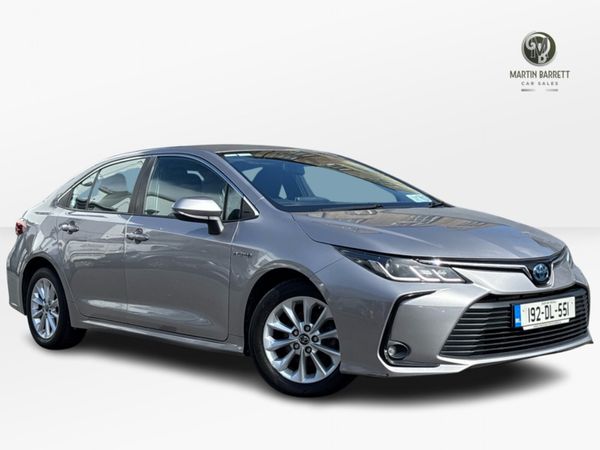 Toyota Corolla Saloon, Petrol Hybrid, 2019, Grey