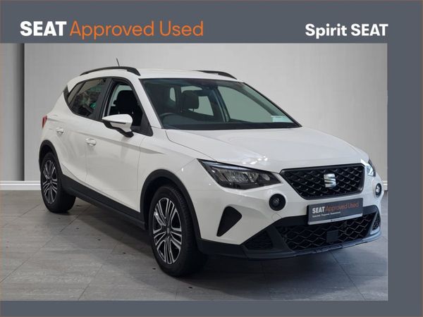 SEAT Arona Hatchback, Petrol, 2024, White