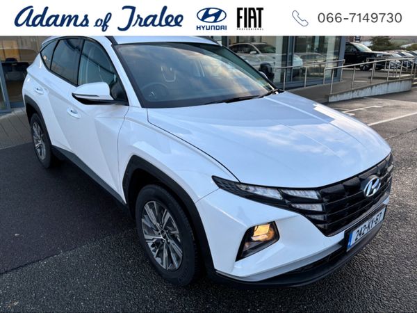 Hyundai Tucson MPV, Petrol Hybrid, 2024, White