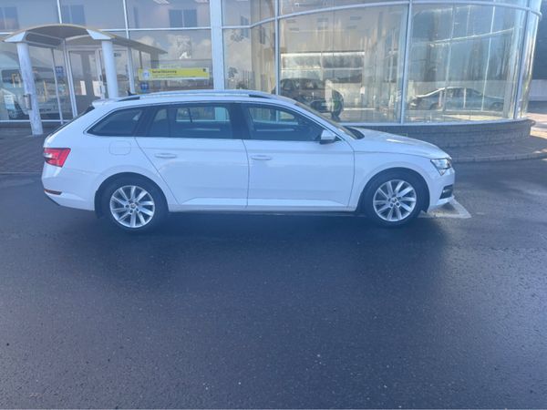 Skoda Superb Estate, Diesel, 2021, White
