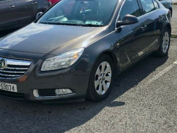 Vauxhall Insignia Hatchback, Diesel, 2012, Grey