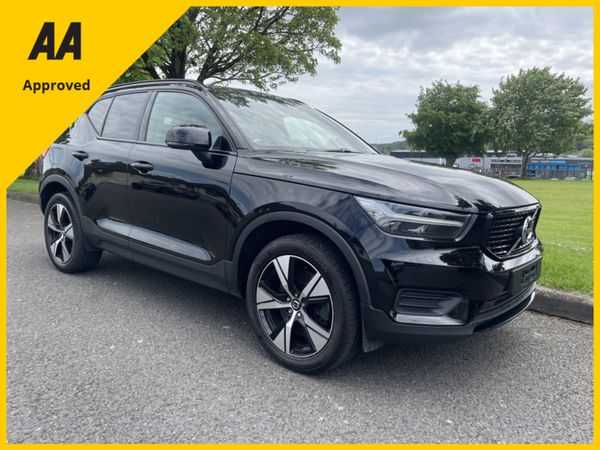 Volvo XC40 Estate, Petrol Plug-in Hybrid, 2022, Black
