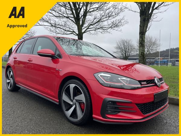 Volkswagen Golf Hatchback, Petrol, 2020, Red