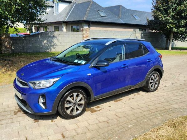 Kia Stonic Estate/Jeep, Petrol, 2021, Black