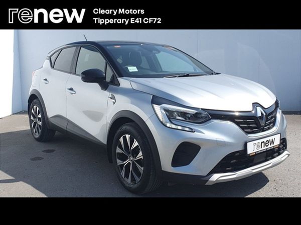 Renault Captur Hatchback, Petrol, 2022, Grey