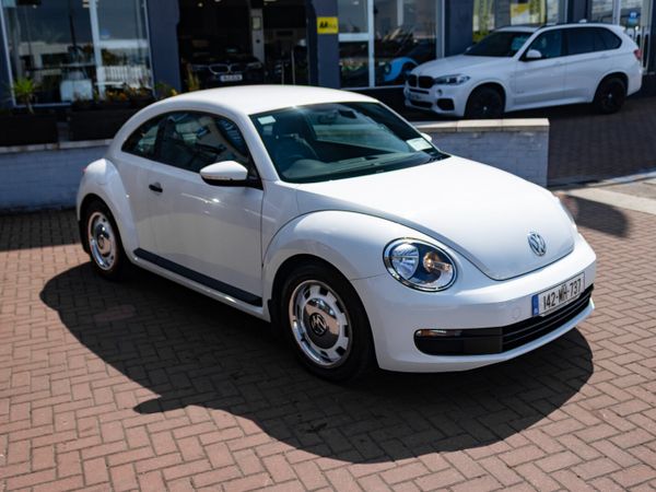 Volkswagen Beetle Hatchback, Diesel, 2014, White