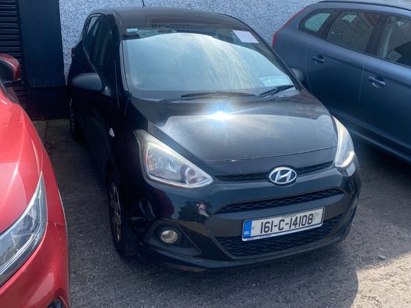 Hyundai i10 Hatchback, Petrol, 2016, Black