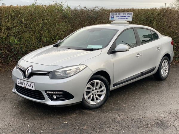Renault Fluence Saloon, Diesel, 2014, Silver