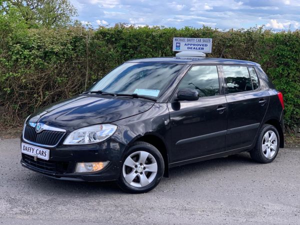 Skoda Fabia Hatchback, Diesel, 2010, Black