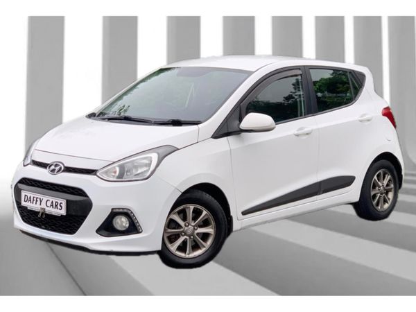 Hyundai i10 Hatchback, Petrol, 2015, White