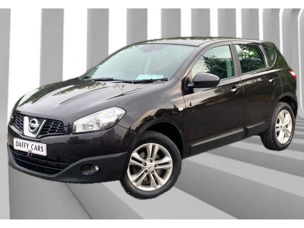 Nissan Qashqai Hatchback, Diesel, 2011, Black