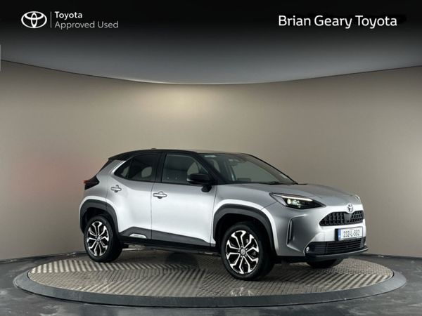 Toyota Yaris Cross Hatchback, Petrol Hybrid, 2023, Silver