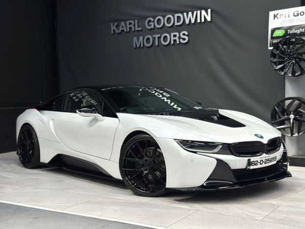 BMW i8 Coupe, Petrol Plug-in Hybrid, 2018, White