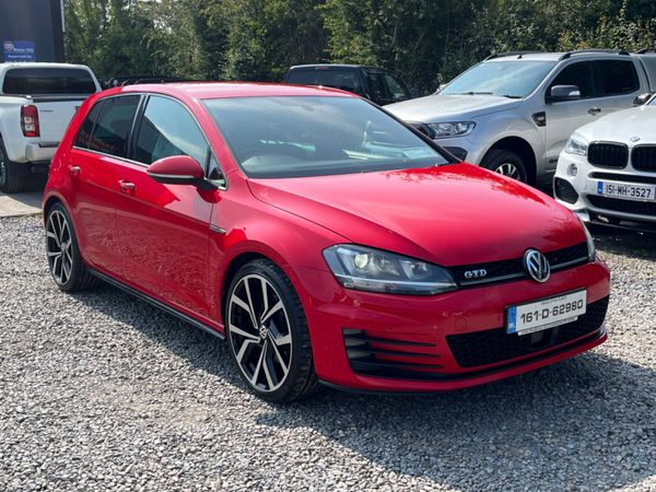 Volkswagen Golf Hatchback, Diesel, 2016, Red
