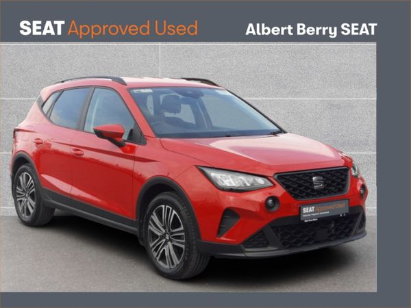 SEAT Arona Hatchback, Petrol, 2022, Red