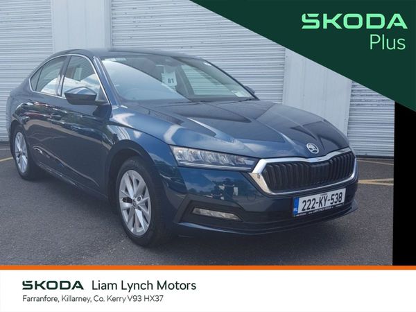 Skoda Octavia Saloon, Diesel, 2022, Blue