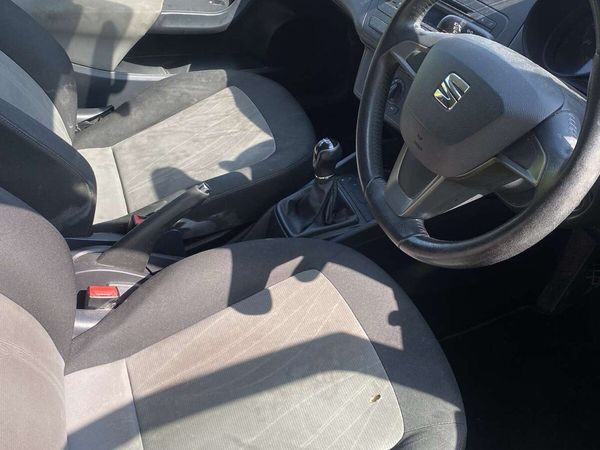 SEAT Ibiza Hatchback, Petrol, 2014, Red