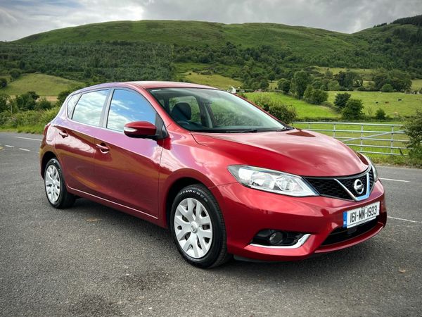 Nissan Pulsar Hatchback, Diesel, 2016, Red