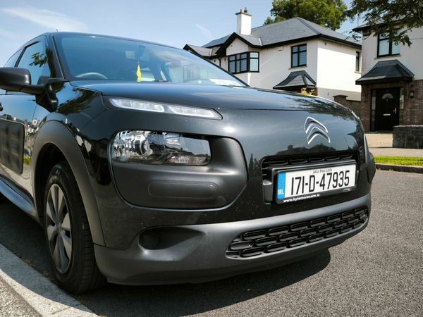 Citroen C4 Cactus Hatchback, Petrol, 2017, Black