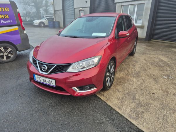 Nissan Pulsar Hatchback, Diesel, 2017, Red