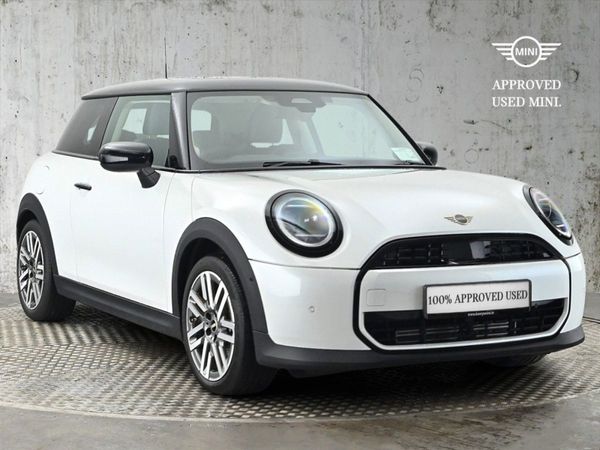Mini Cooper Hatchback, Petrol, 2024, White