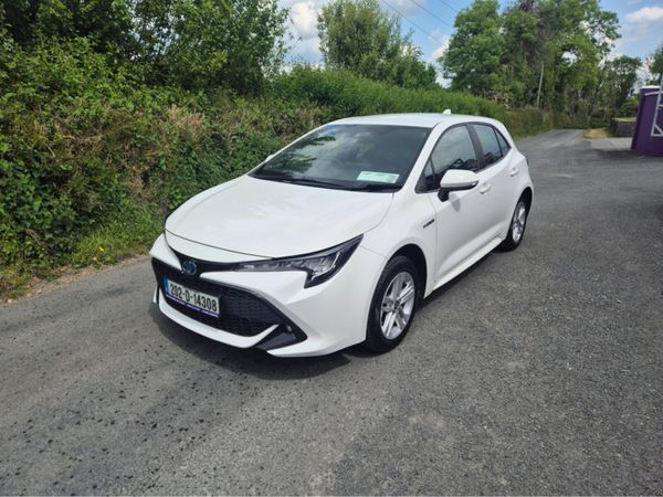 Toyota Corolla Hatchback, Petrol Hybrid, 2020, White
