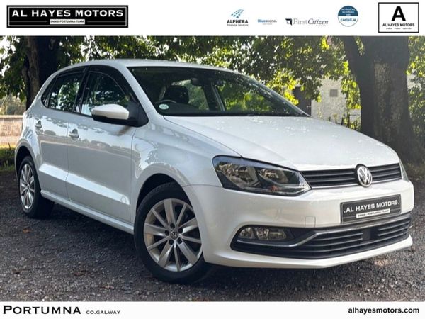 Volkswagen Polo Hatchback, Petrol, 2014, 