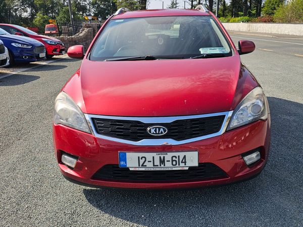 Kia Ceed Estate, Diesel, 2012, Red