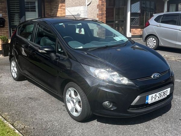 Ford Fiesta Hatchback, Petrol, 2011, Black